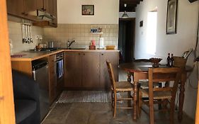 Anoi 1-Bedroom Country House
